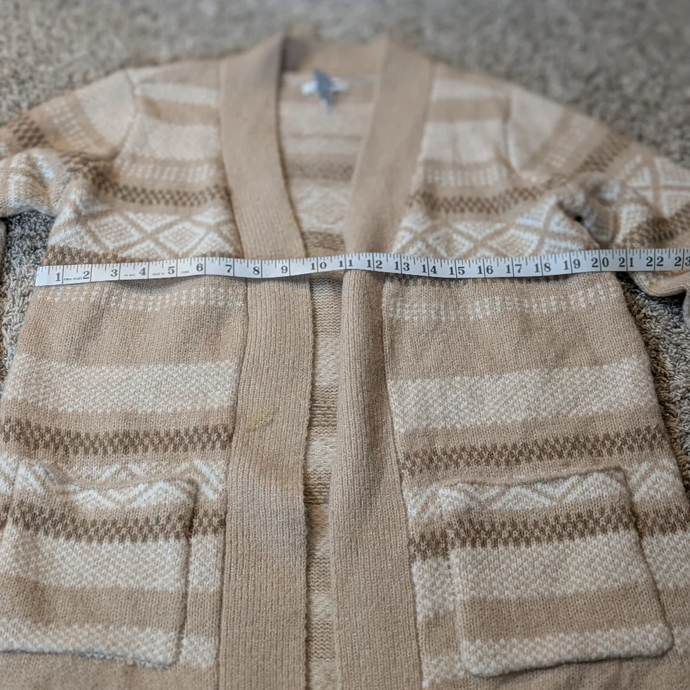 5/$20 Maurice's Cardigan